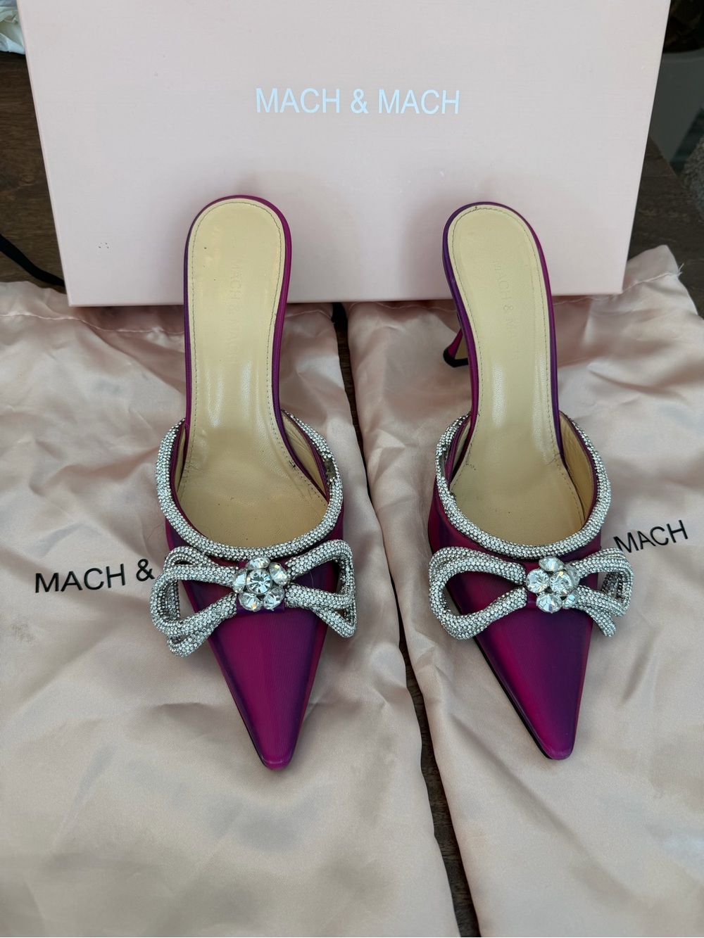 MACH & MACH Fuchsia Crystal Bow Pointed-Toe Mules